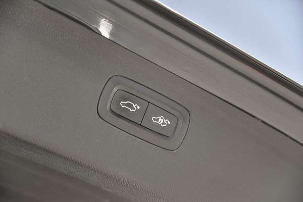 2020 Volvo XC90 T6 Inscription