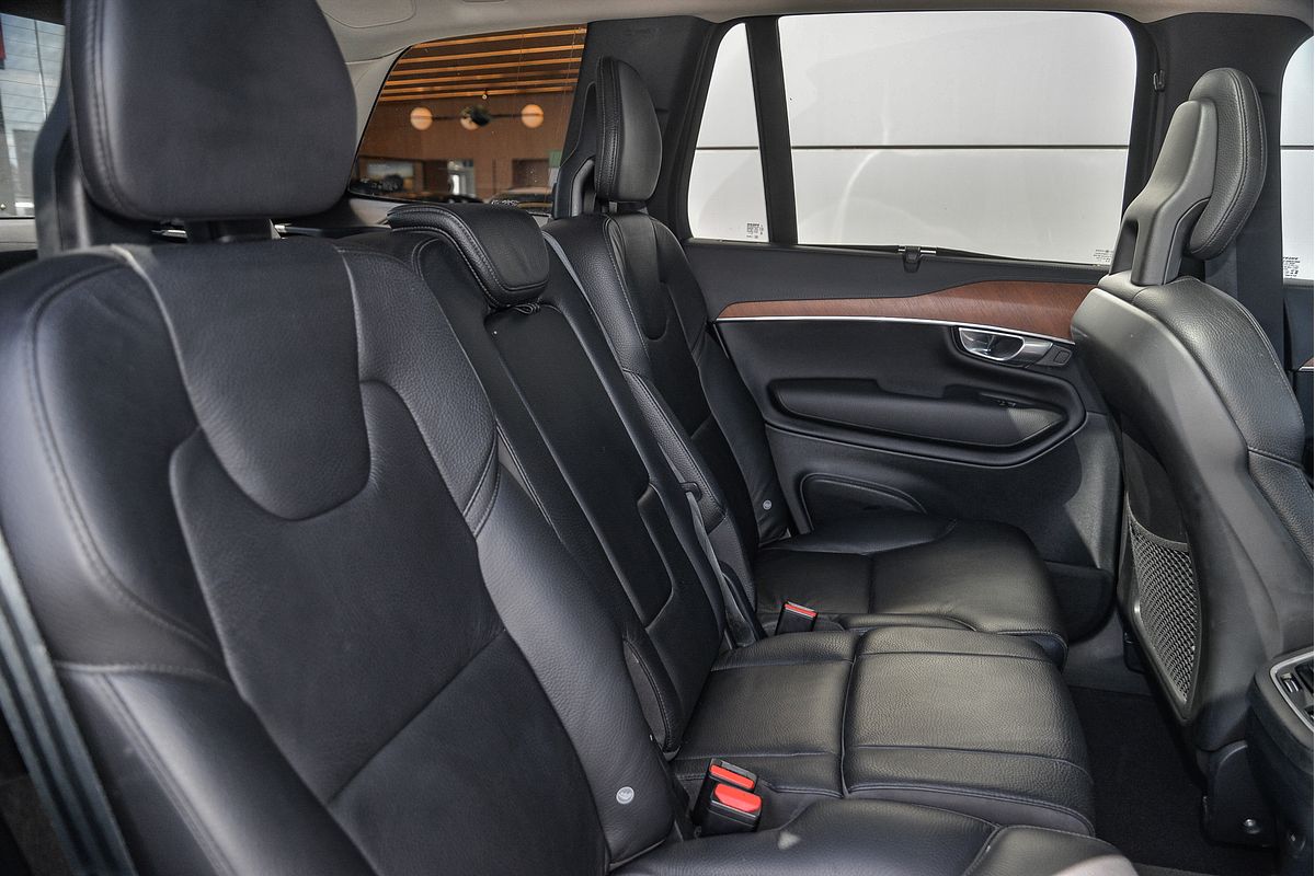 2020 Volvo XC90 T6 Inscription