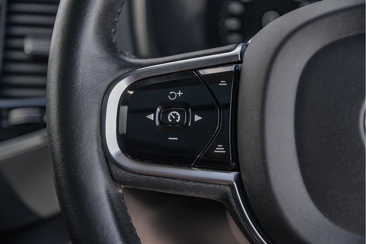 2020 Volvo XC90 T6 Inscription