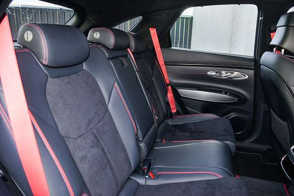 2022 Genesis GV70 3.5T AWD Sport JK.V2
