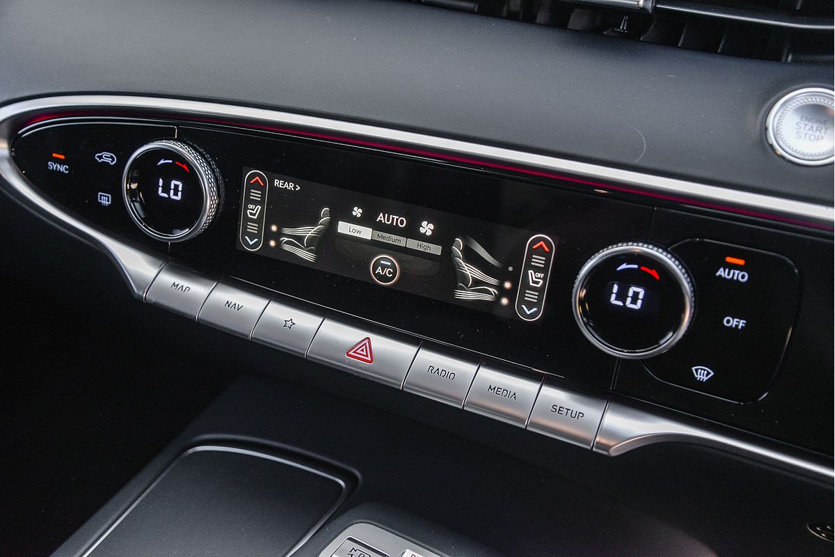 2022 Genesis GV70 3.5T AWD Sport JK.V2