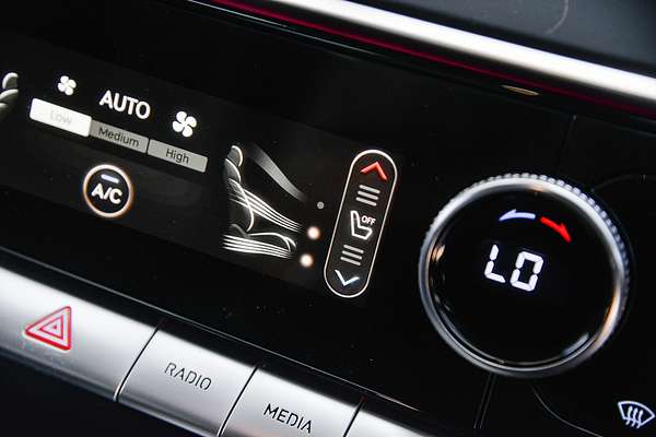 2022 Genesis GV70 3.5T AWD Sport JK.V2