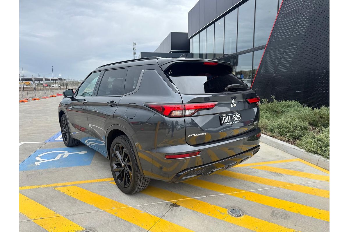 2024 Mitsubishi Outlander PHEV GSR ZM