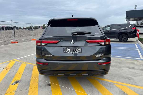 2024 Mitsubishi Outlander PHEV GSR ZM