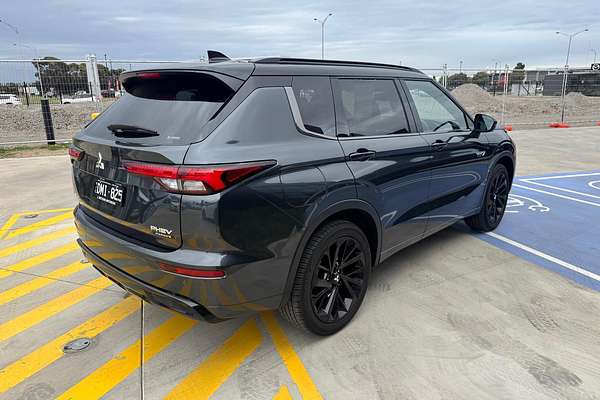 2024 Mitsubishi Outlander PHEV GSR ZM