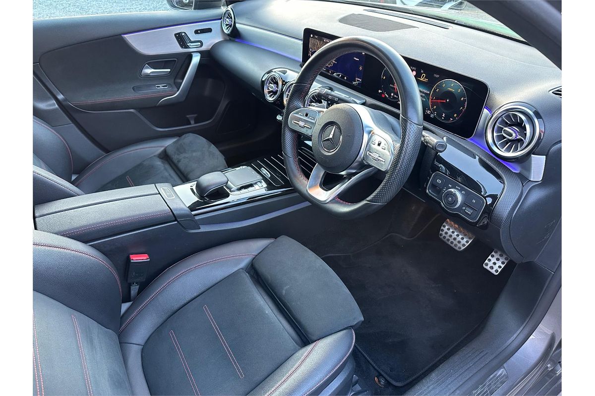 2018 Mercedes-Benz 250 4MATIC AMG LINE 177 MY19