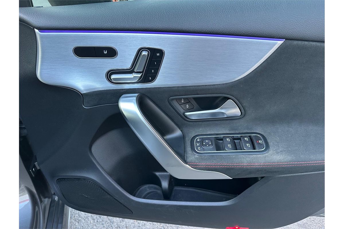 2018 Mercedes-Benz 250 4MATIC AMG LINE 177 MY19