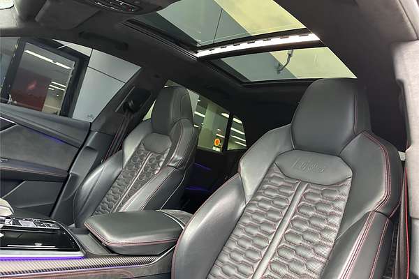 2020 Audi RS Q8 TFSI F1