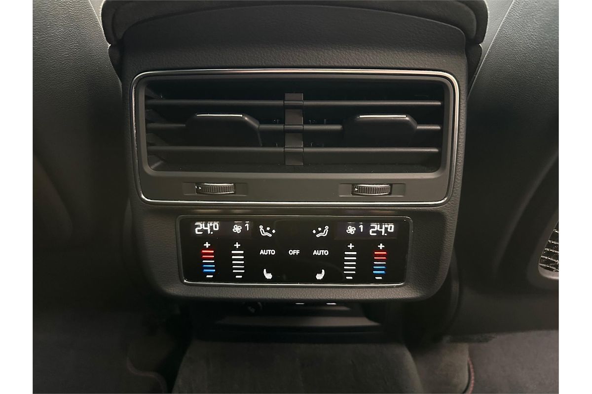 2020 Audi RS Q8 TFSI F1