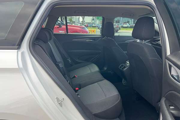 2020 Holden Commodore LT ZB