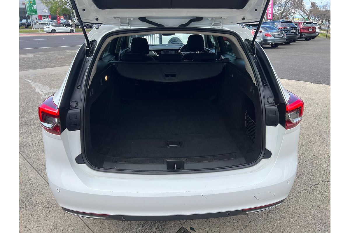 2020 Holden Commodore LT ZB