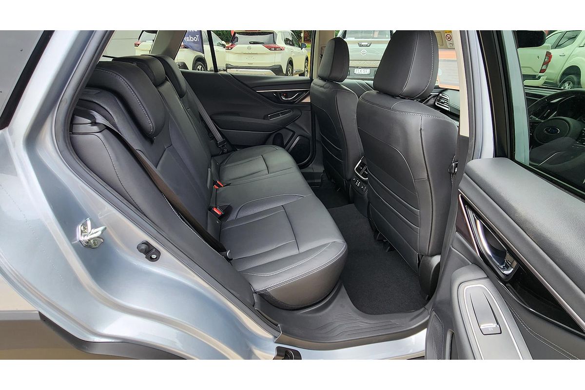 2025 Subaru Outback AWD Touring XT 6GEN