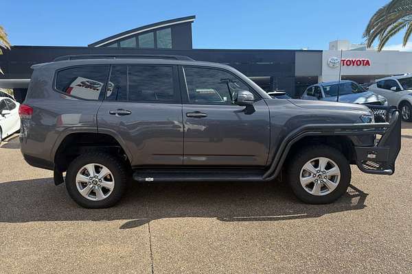 2021 Toyota Landcruiser GXL FJA300R