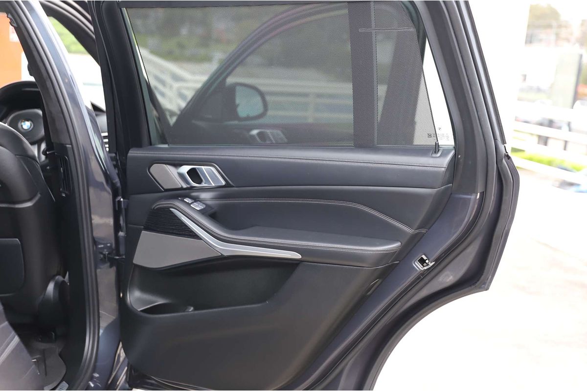 2021 BMW X7 M50i G07