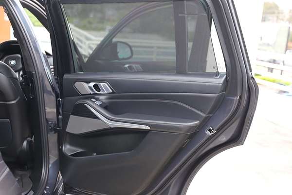 2021 BMW X7 M50i G07