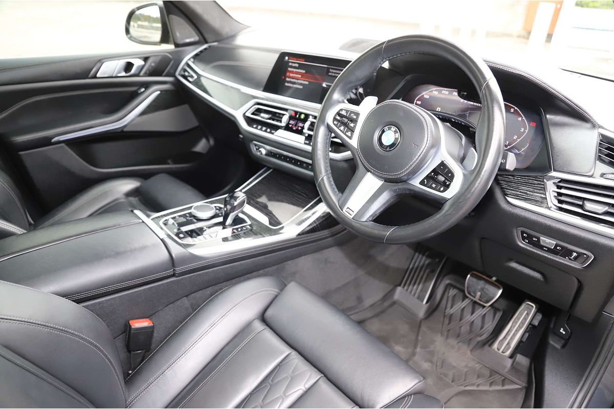 2021 BMW X7 M50i G07