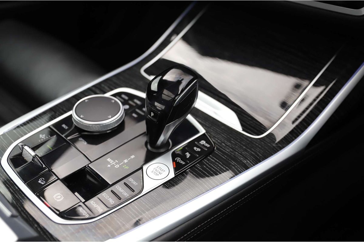 2021 BMW X7 M50i G07