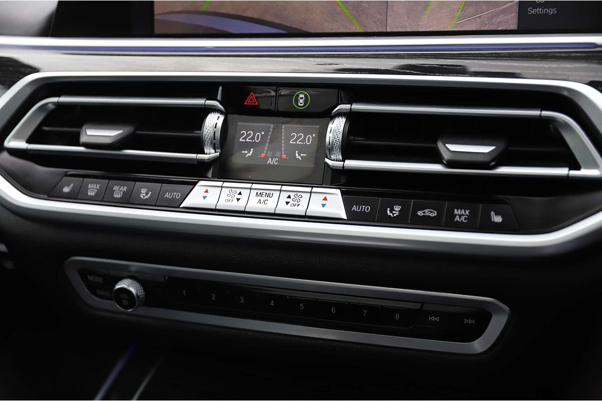 2021 BMW X7 M50i G07