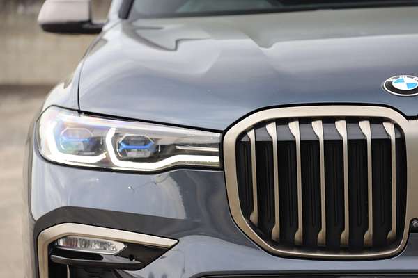 2021 BMW X7 M50i G07