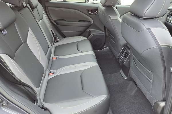 2025 Subaru Forester Sport S6