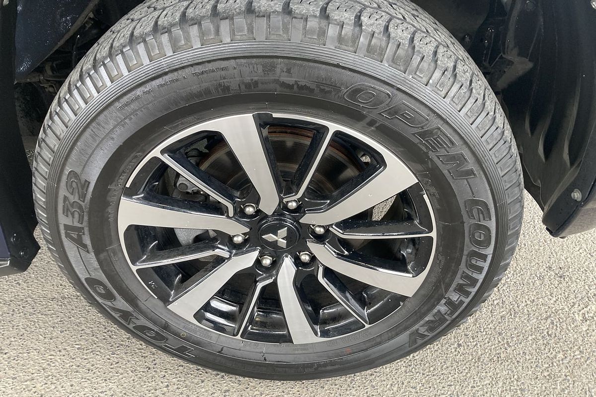 2019 Mitsubishi Pajero Sport Exceed QE