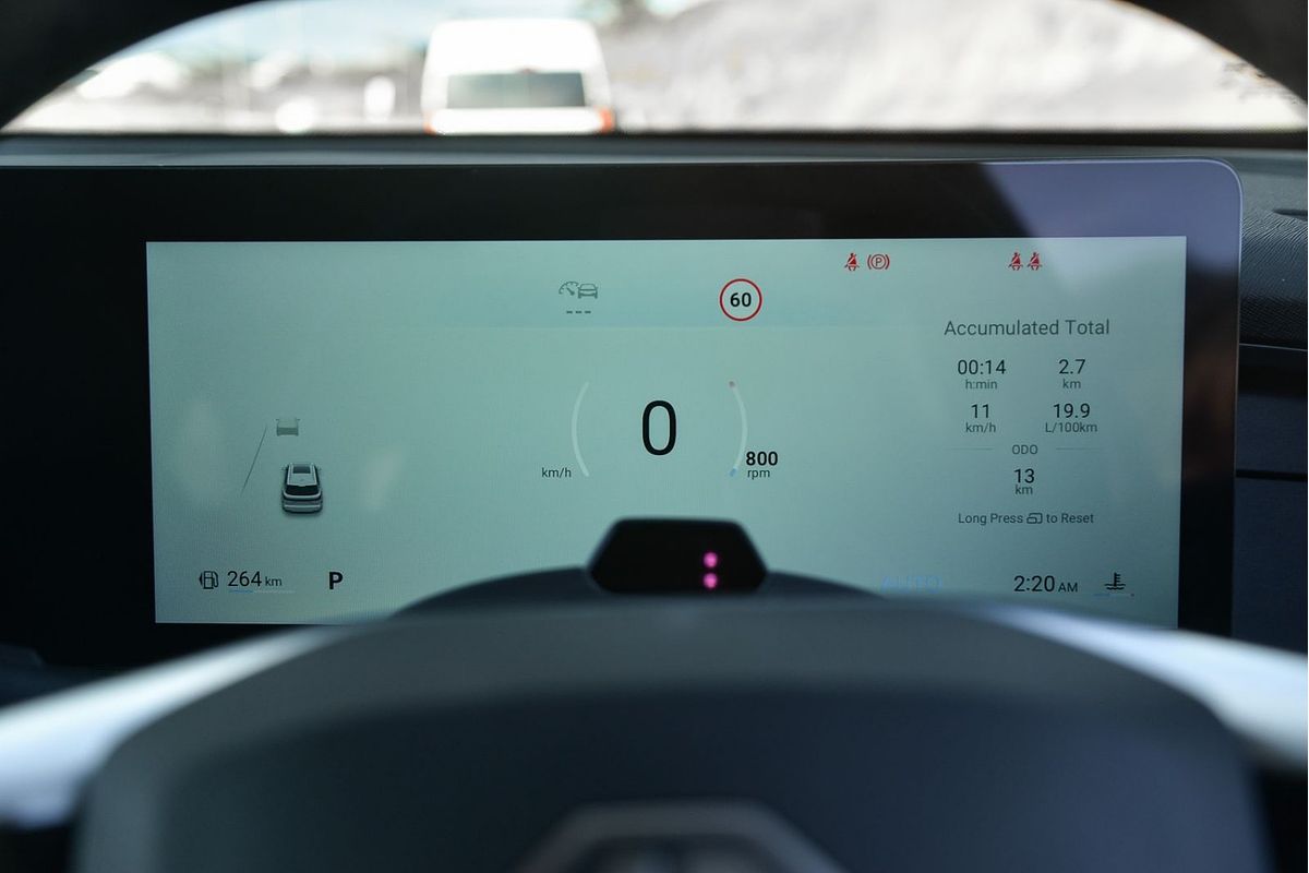 2025 MG QS Essence IS31