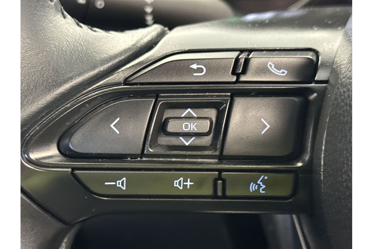 2021 Toyota Yaris SX Hybrid MXPH10R
