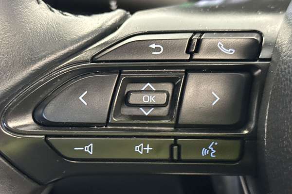 2021 Toyota Yaris SX Hybrid MXPH10R
