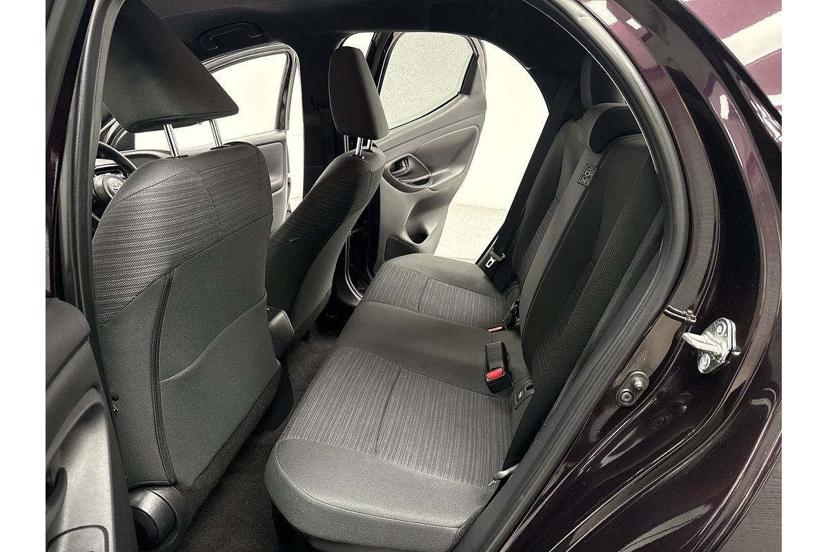 2021 Toyota Yaris SX Hybrid MXPH10R