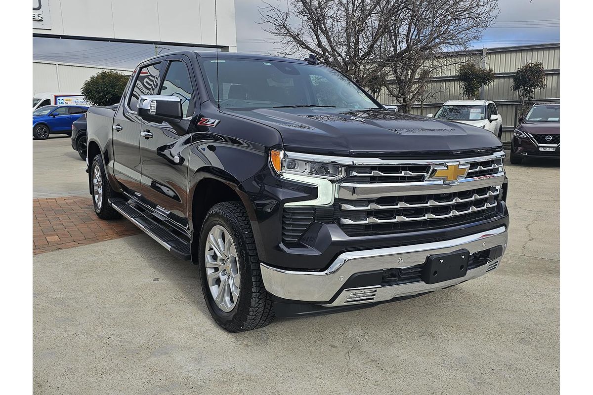 2025 Chevrolet Silverado 1500 LTZ Premium W/Tech Pack T1 4X4