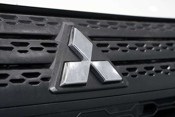 2023 Mitsubishi Eclipse Cross ES YB