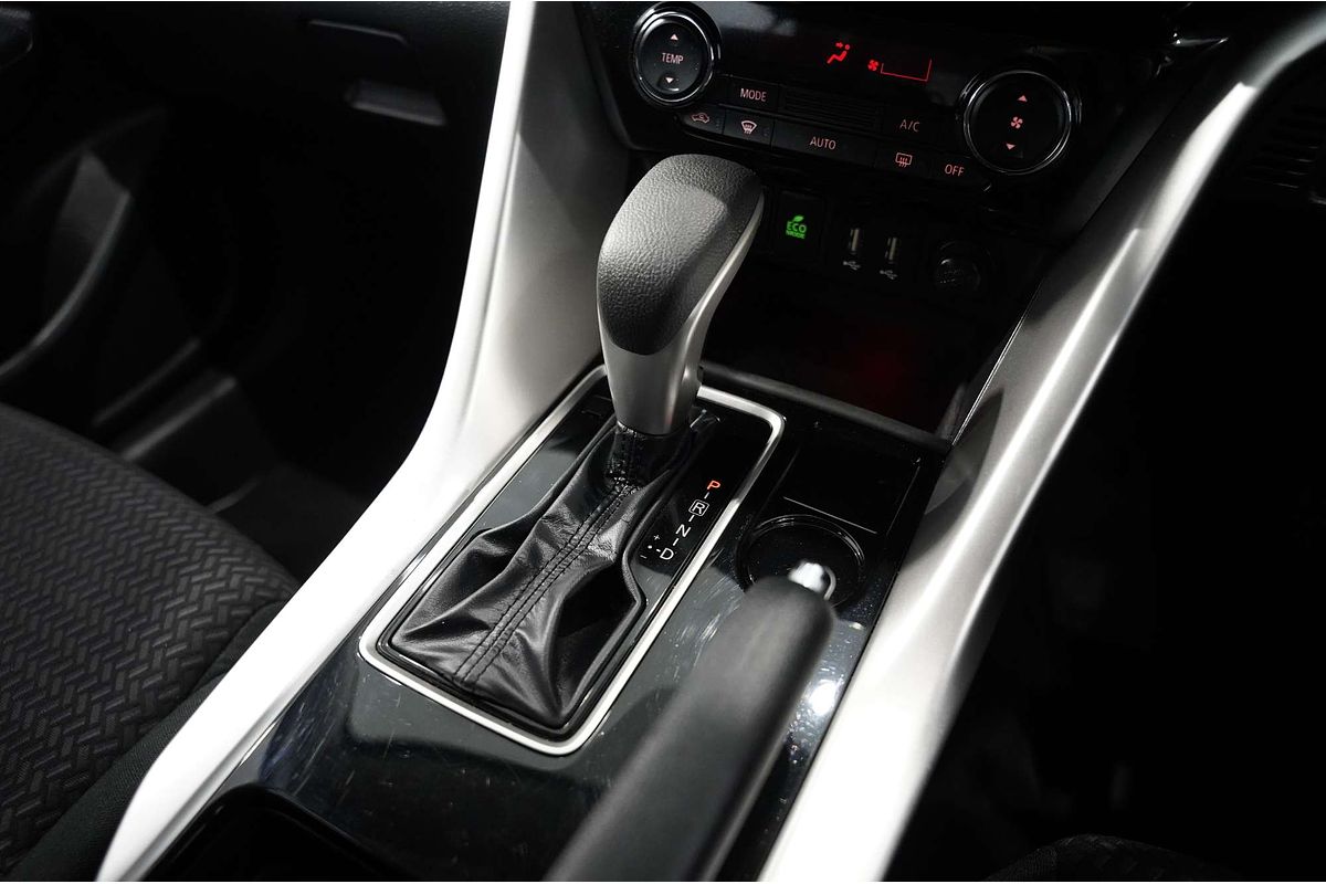 2023 Mitsubishi Eclipse Cross ES YB