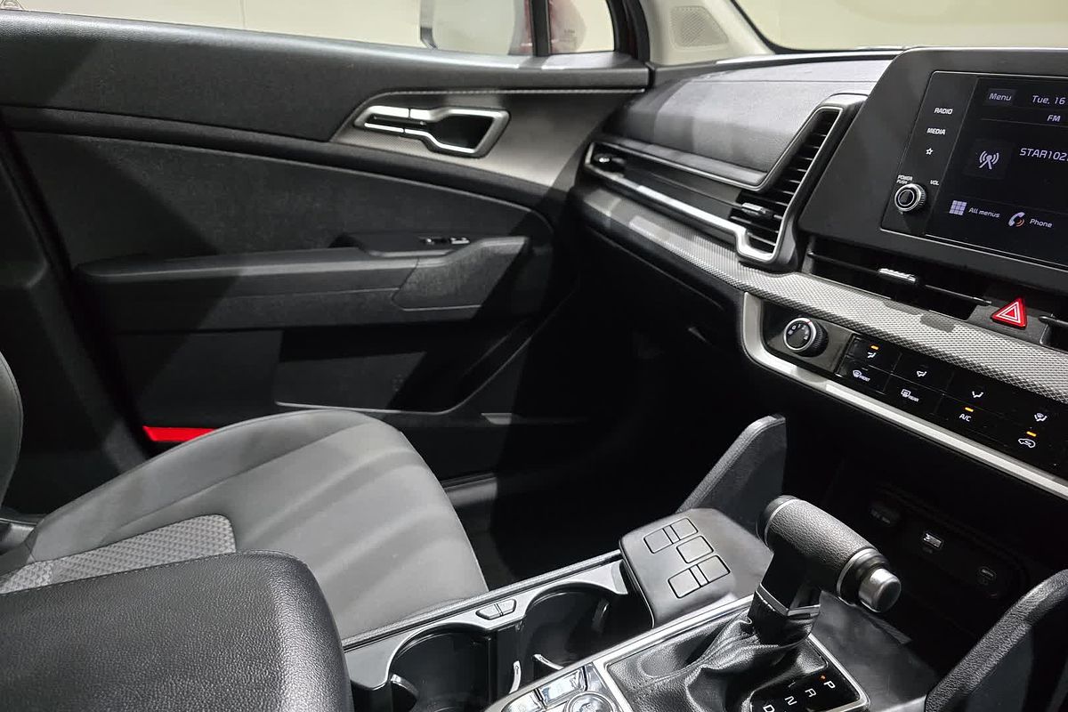 2023 Kia Sportage S NQ5