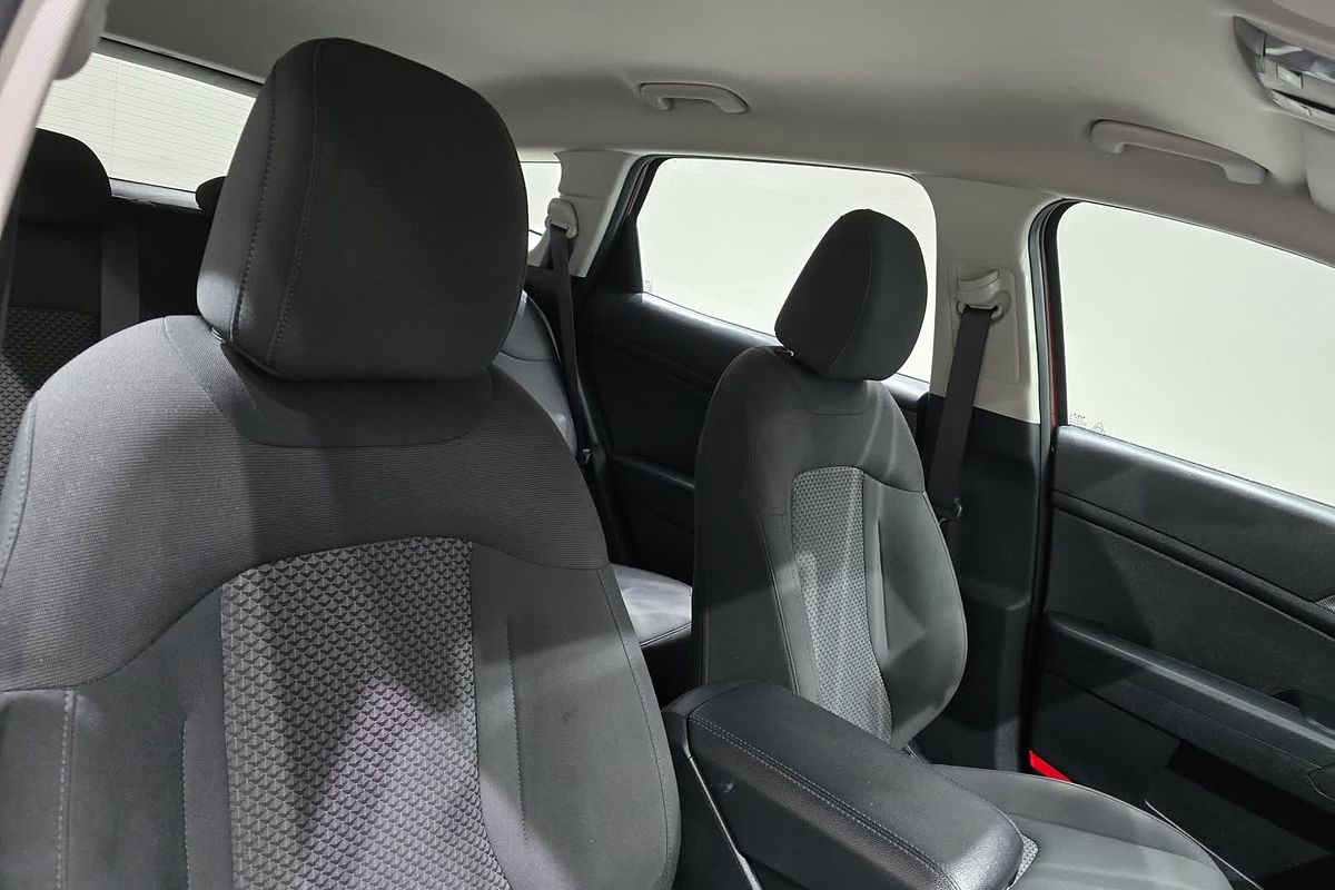 2023 Kia Sportage S NQ5