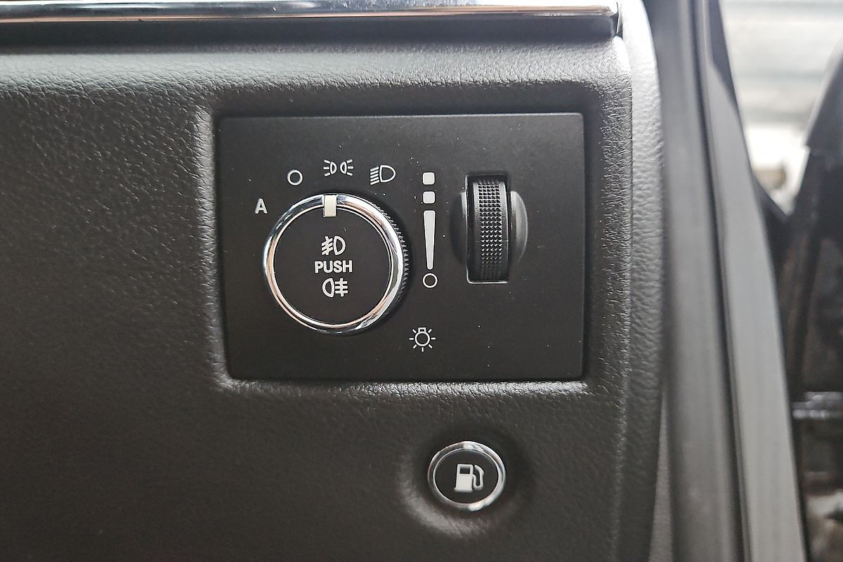 2013 Jeep Grand Cherokee Overland WK
