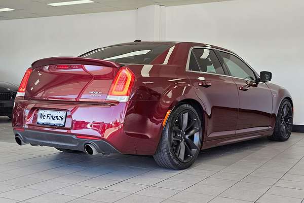 2021 Chrysler 300 SRT Core LX