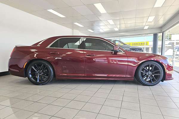 2021 Chrysler 300 SRT Core LX