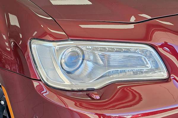 2021 Chrysler 300 SRT Core LX