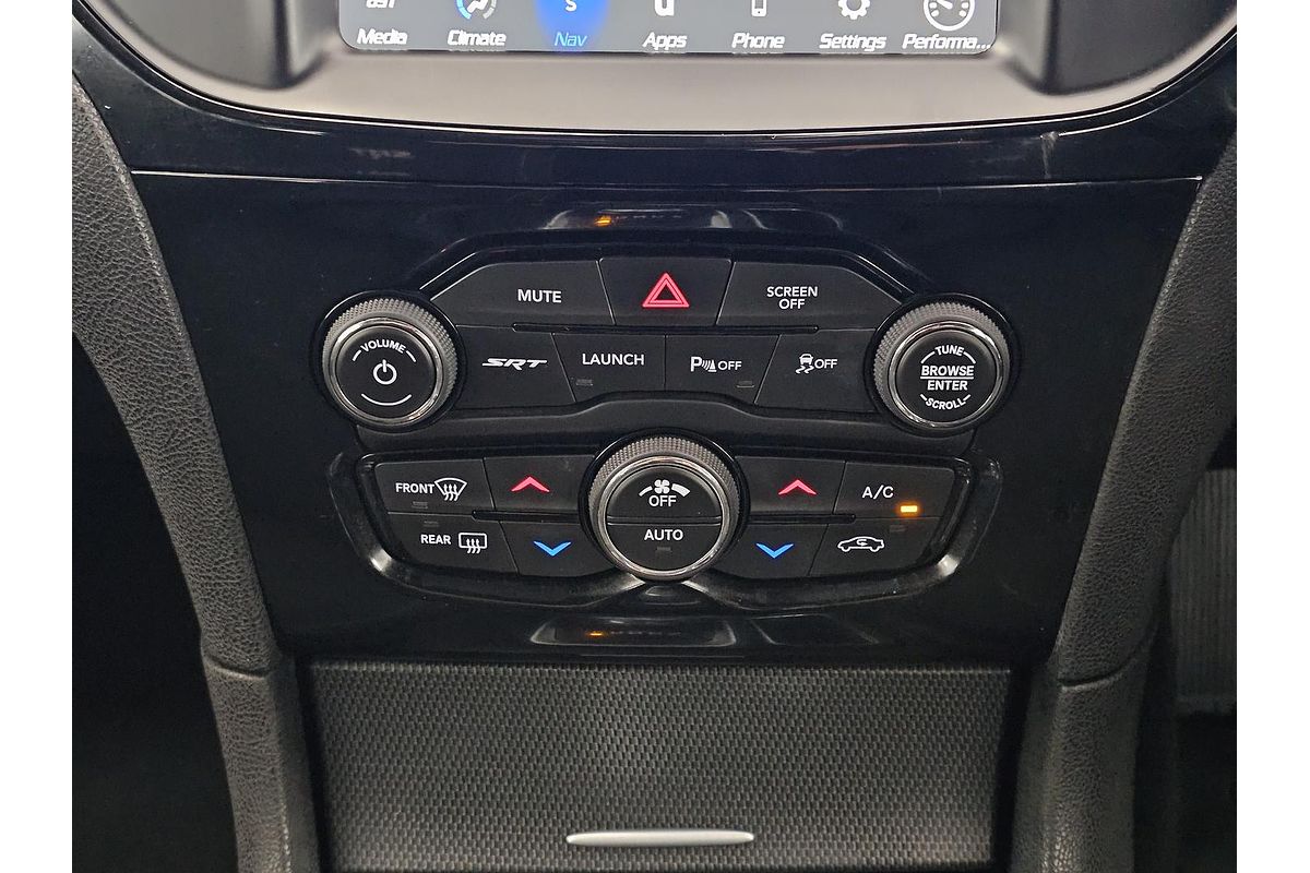 2021 Chrysler 300 SRT Core LX
