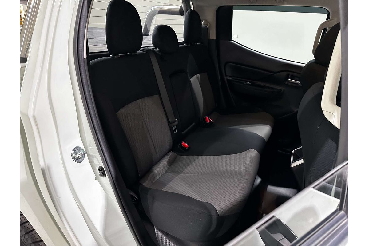 2019 Mitsubishi Triton GLX+ MR 4X4