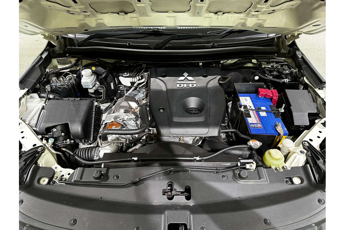 2019 Mitsubishi Triton GLX+ MR 4X4