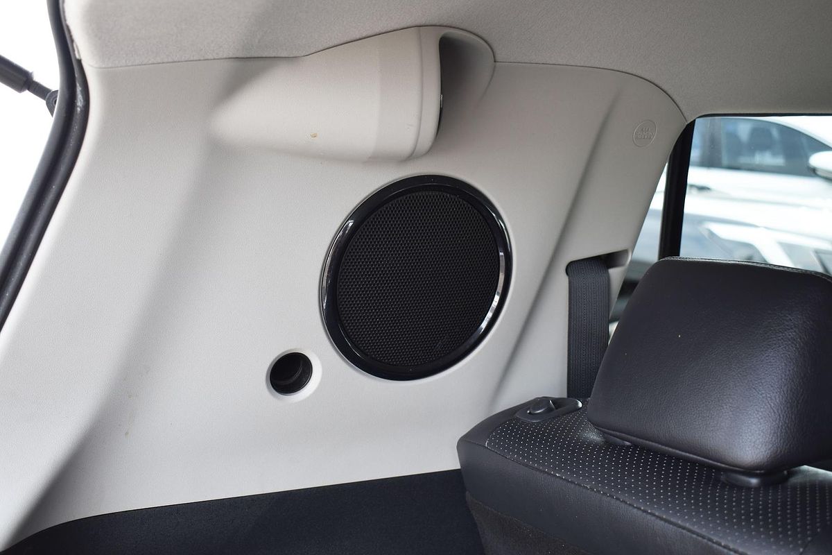 2010 Toyota Rukus Build 1 AZE151R
