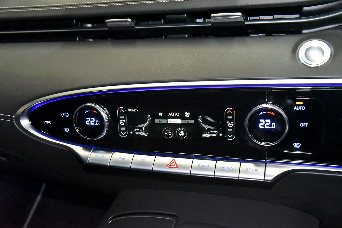 2023 Genesis GV70 3.5T AWD Sport JK.V2