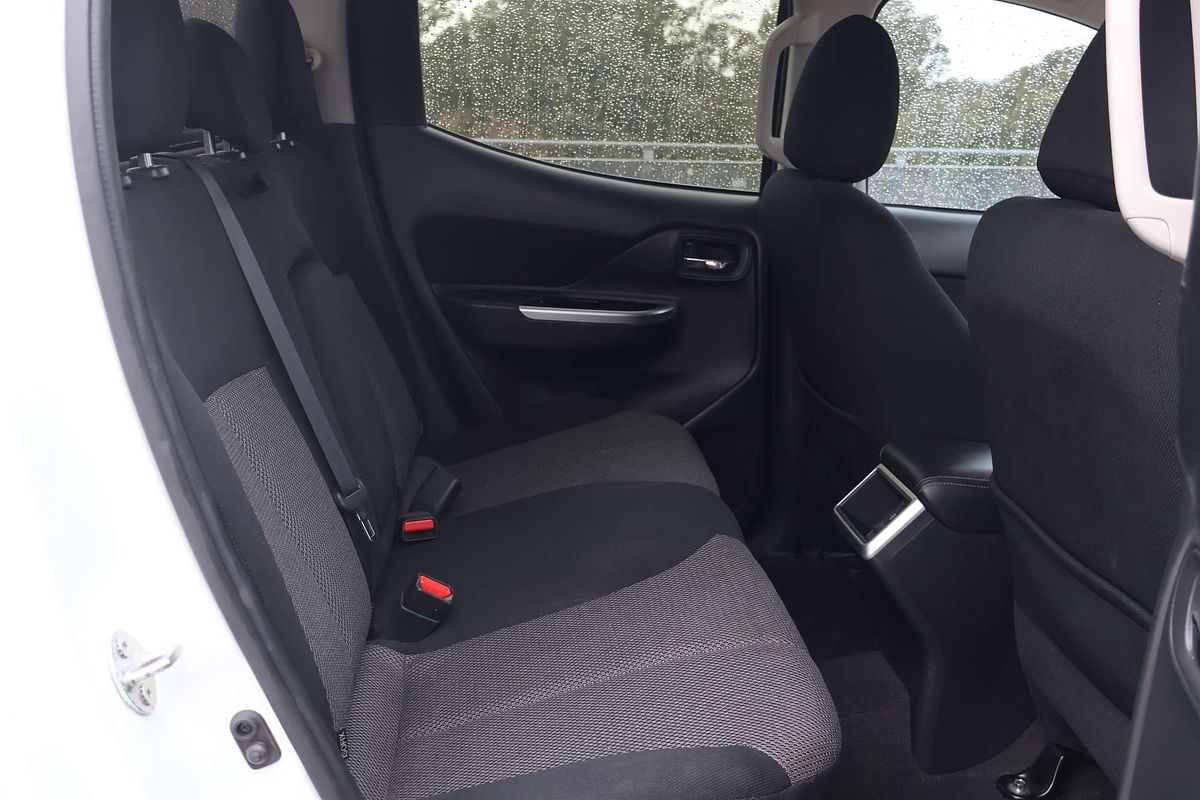2021 Mitsubishi Triton GLS MR 4X4