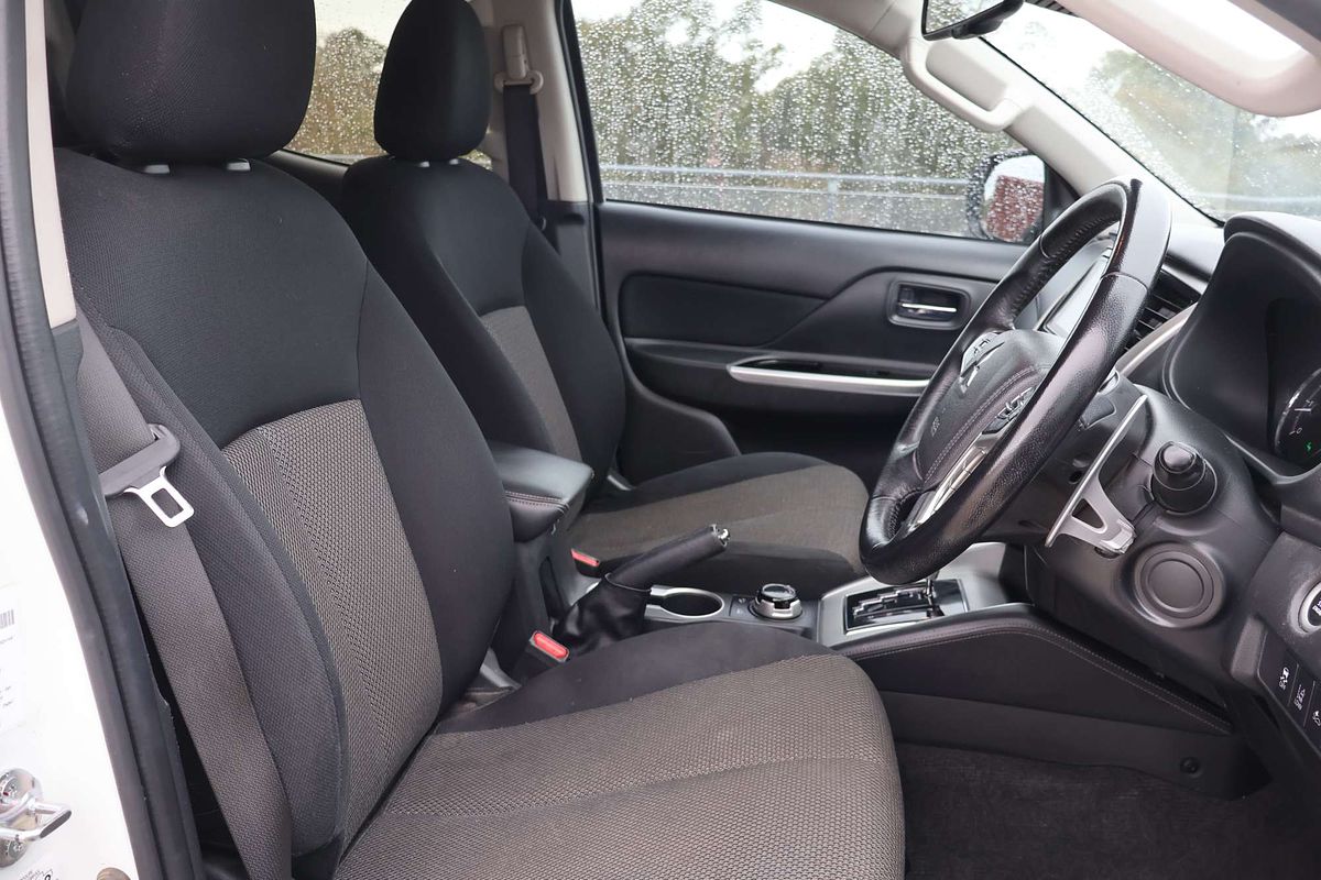 2021 Mitsubishi Triton GLS MR 4X4