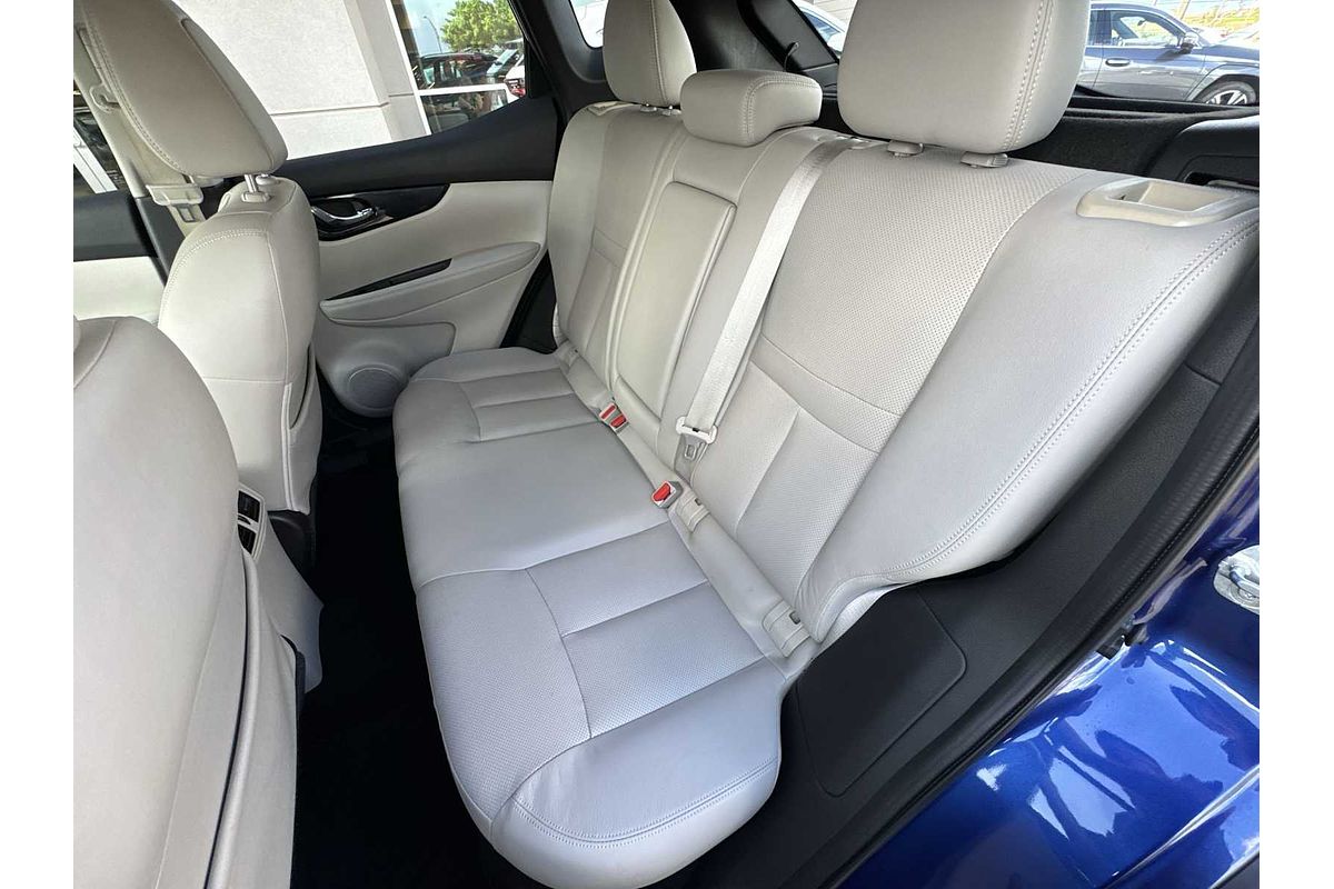 2017 Nissan Rogue Sport SL