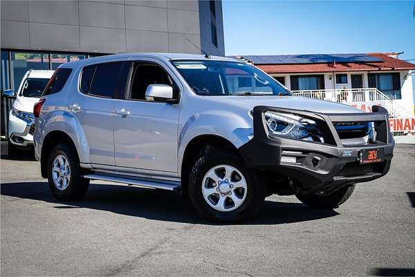 2018 Isuzu MU-X LS-M