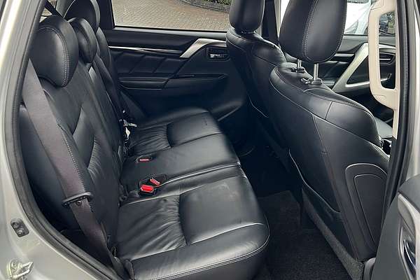 2015 Mitsubishi Pajero Sport Exceed QE