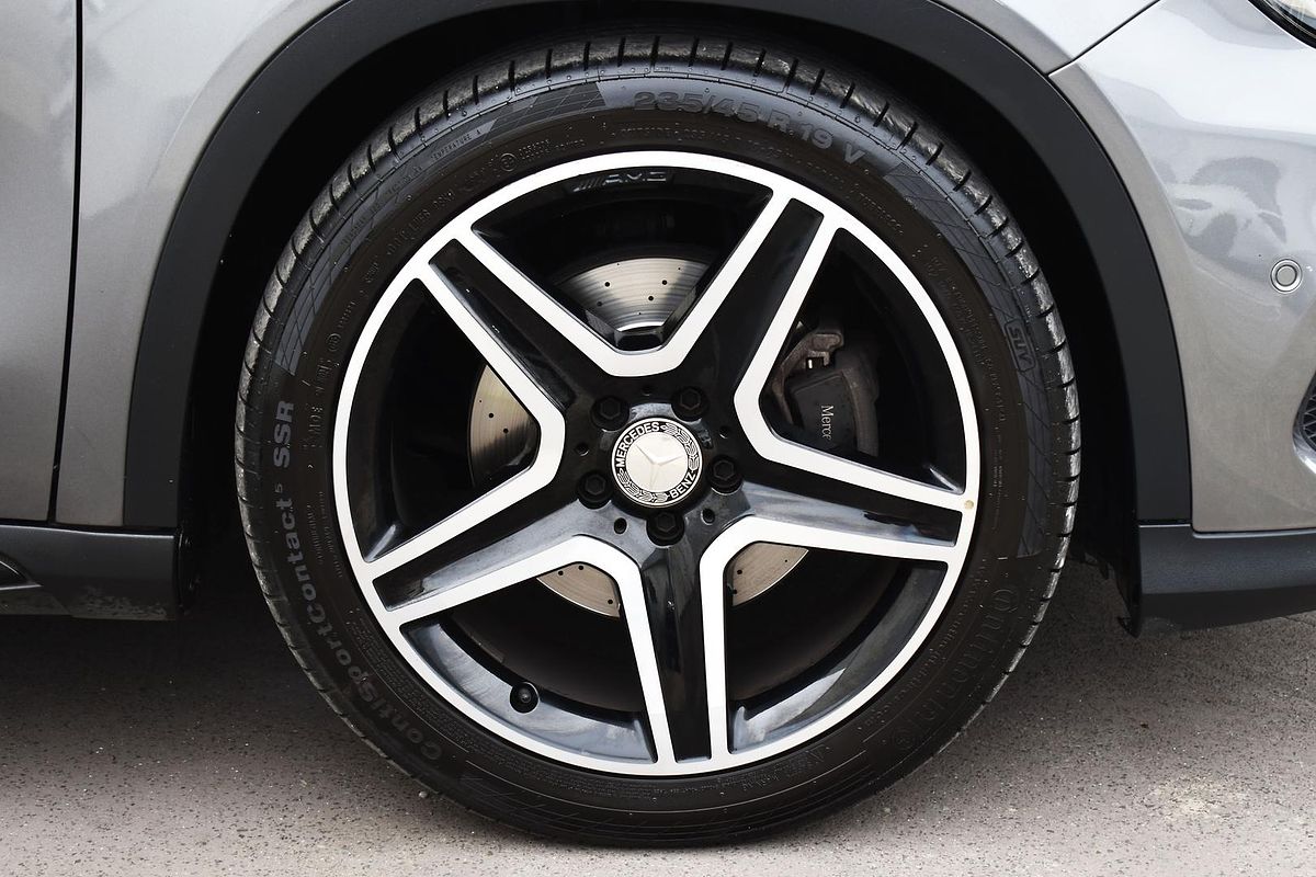 2015 Mercedes-Benz GLA-Class GLA250 X156