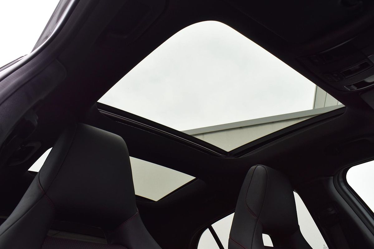 2015 Mercedes-Benz GLA-Class GLA250 X156